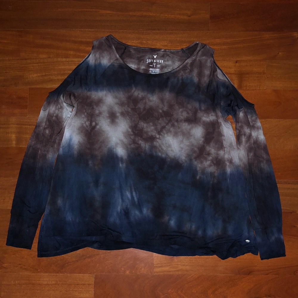 AE shoulderless tie dye shirt